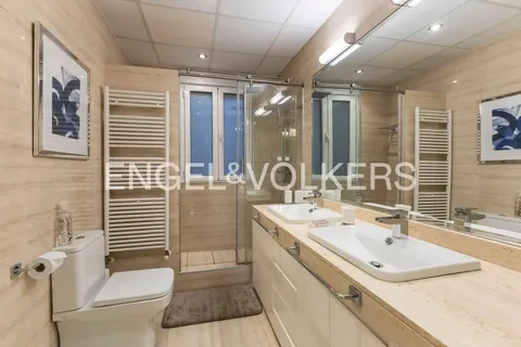 Appartement 112 m² à Madrid