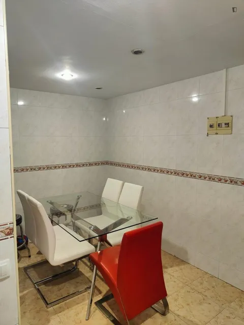 Habitació de lloguer, Barcelona (3/8)