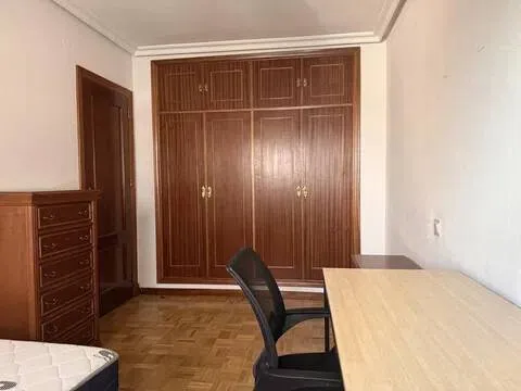 Pis de 103 m² a Àvila