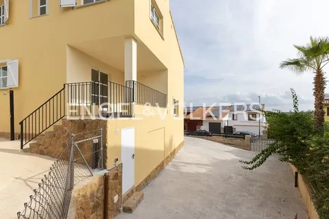 Casa de 250 m² a Riba-roja de Túria