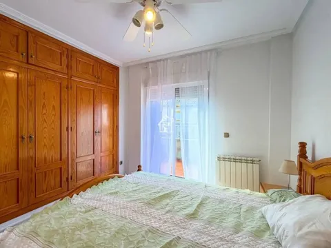 Casa de 100 m² a Oriola