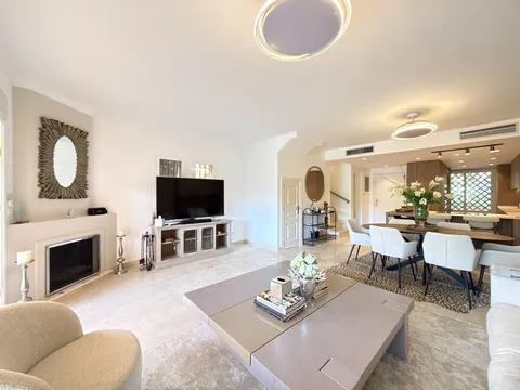 Flat 148 m² in Benahavís