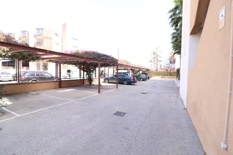 Pis de 70 m² a Oriola