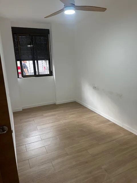 Pis de 88 m² a València