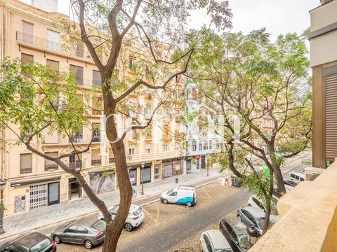 Pis de 81 m² a València