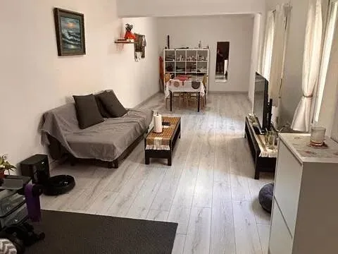 Pis de 75 m² a València