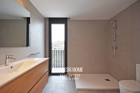 Casa 364 m² a Tiana