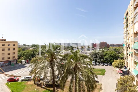 Pis de 90 m² a València
