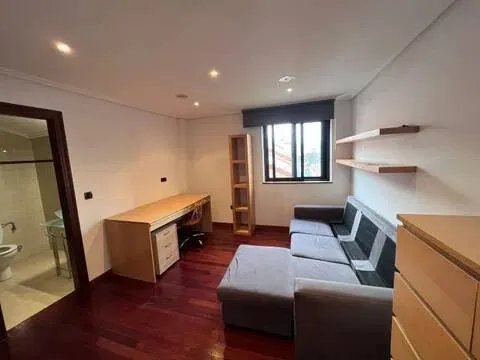 Pis de 130 m² a Ferrol