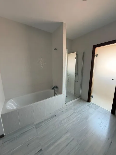 Appartamento 398 m² a Saragozza