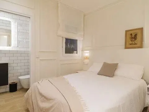 Flat 104 m² in Barcelona (2/36)
