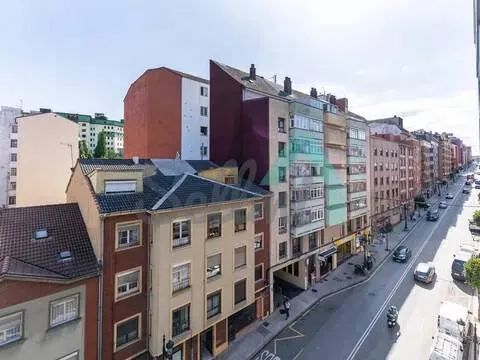 Appartamento 64 m² a Oviedo