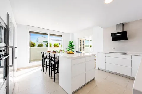 Pis de 202 m² a San Roque