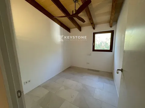 House 100 m² in Estellencs