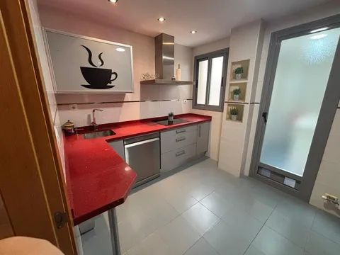 Wohnung 100 m² in Granada