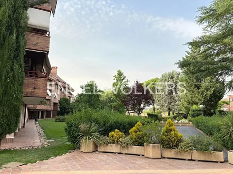 Flat 80 m² in Majadahonda