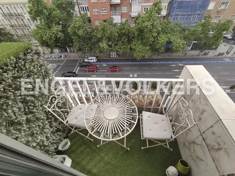 Appartement 159 m² à Madrid