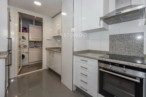 Wohnung 115 m² in Población de Arroyo