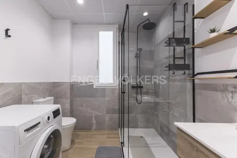 Wohnung 86 m² in Madrid