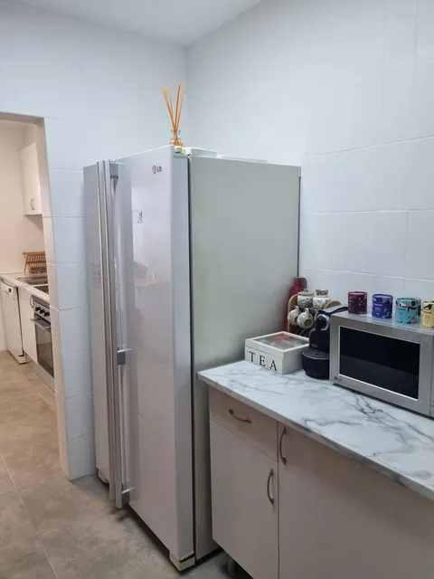 Habitació de lloguer, la Pobla de Farnals
