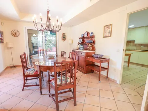 Casa 268 m² a Rocafort