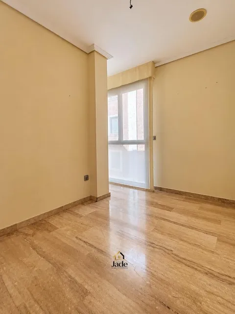 Wohnung 91 m² in Córdoba