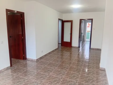 Pis de 65 m² a Terrassa