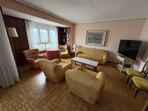 Pis de 140 m² a Gijón