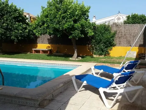 Haus 750 m² in Chiclana de la Frontera