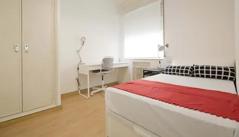 Quarto para alugar, Madrid (2/16)