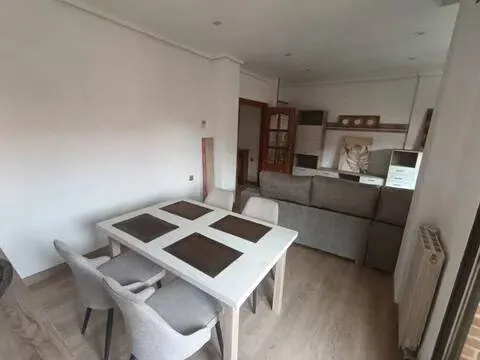 Quarto para alugar, Albacete