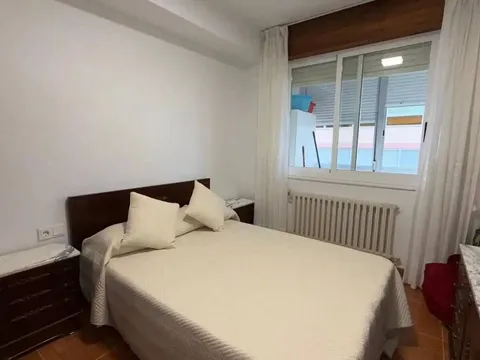 Pis de 82 m² a Ourense