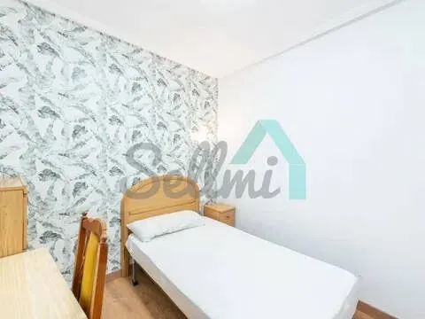 Pis de 127 m² a Oviedo