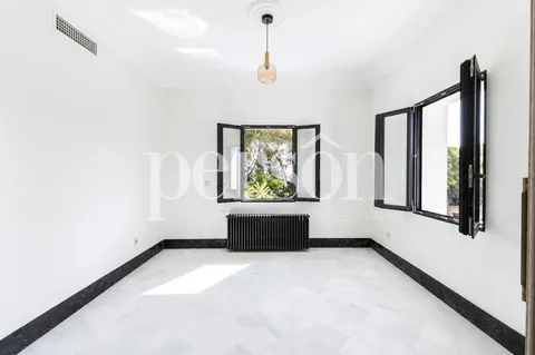 Casa de 695 m² a Godella