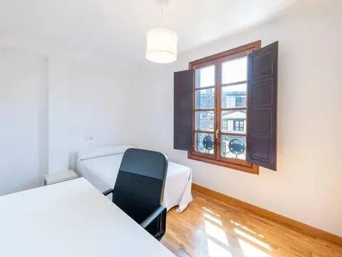 Pis de 84 m² a Oviedo