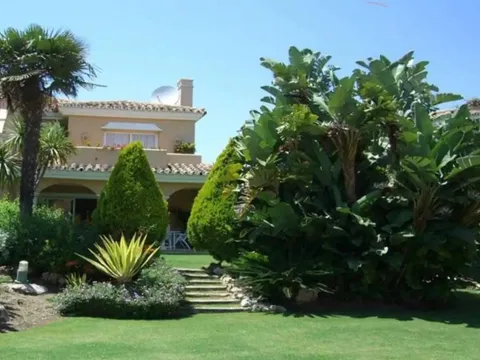 Casa de 180 m² a Estepona