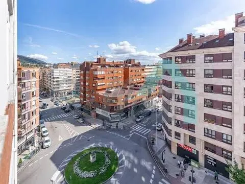 Pis de 98 m² a Oviedo