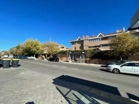 Flat 190 m² in Madrid (2/7)