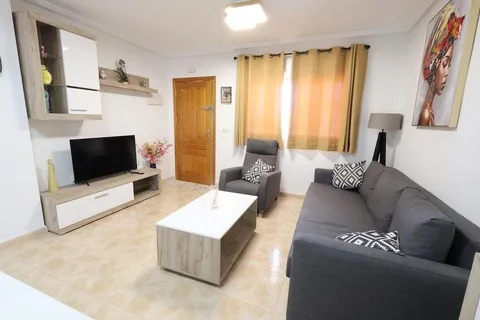 Pis de 70 m² a Oriola