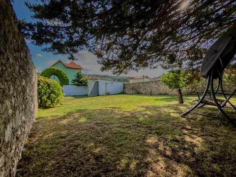 Casa de 226 m² a Camargo