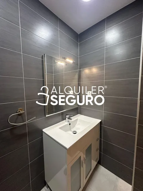 Wohnung 65 m² in Madrid