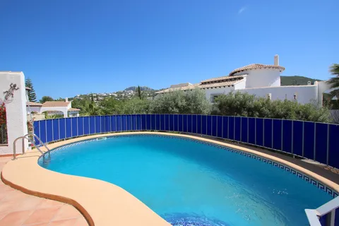 House 121 m² in Pego