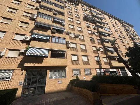 Wohnung 98 m² in Sevilla
