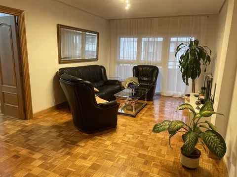 Wohnung 95 m² in Pamplona / Iruña