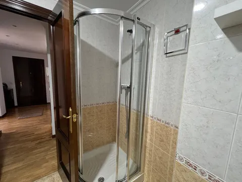 Pis de 80 m² a Gijón