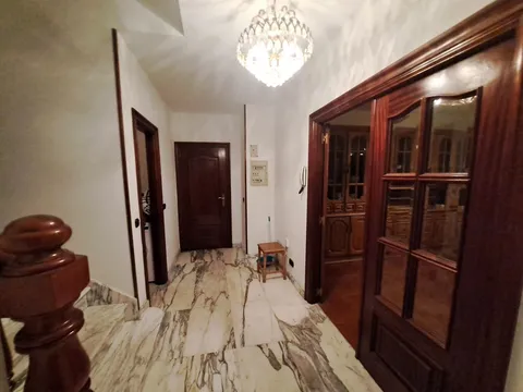 Casa de 494 m² a Teo