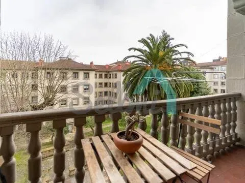 Pis de 80 m² a Oviedo