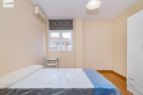 Flat 115 m² in Granada