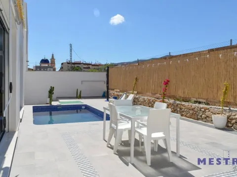 Casa de 240 m² en Xaló (4/18)