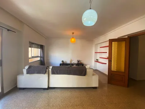 Pis de 99 m² a València (4/28)